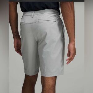 lululemon Men's Commission Golf Shorts Silver Drop Gray M7AW2S